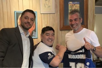 Maradona es el nuevo DT de Gimnasia
