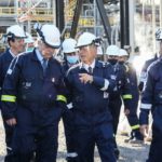 Alberto Fernández visitó la planta de Axion Energy